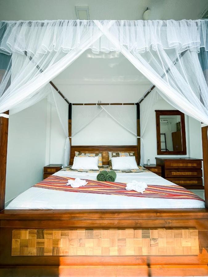 Memories Weligama Ostello Esterno foto